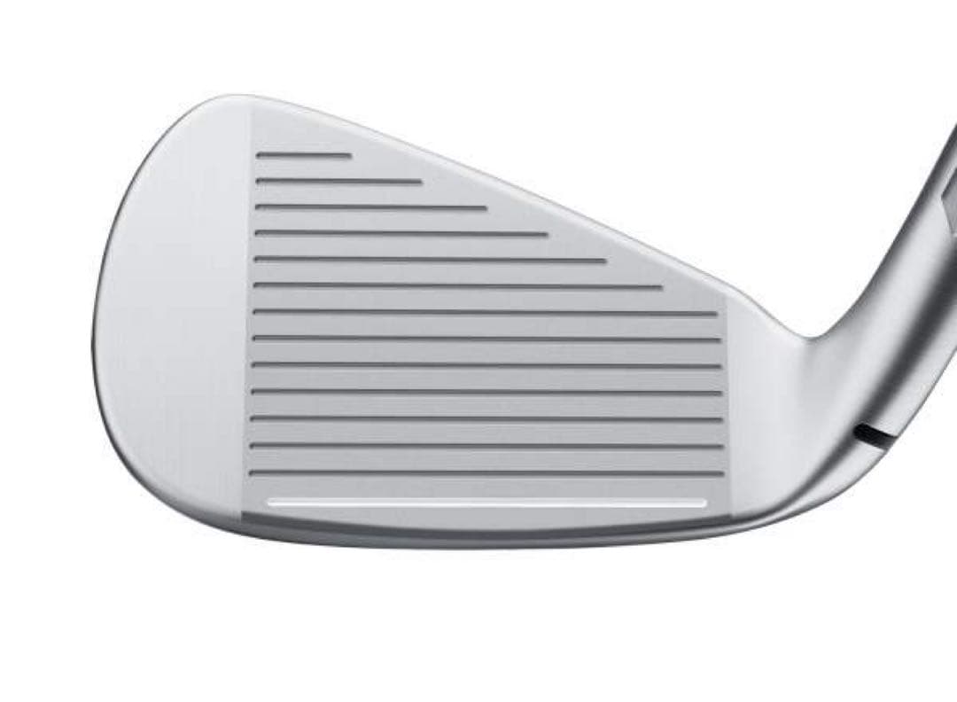 【新品】ステルスアイアンセットカーボンSテーラーメイド（6〜PW、AW、SW）