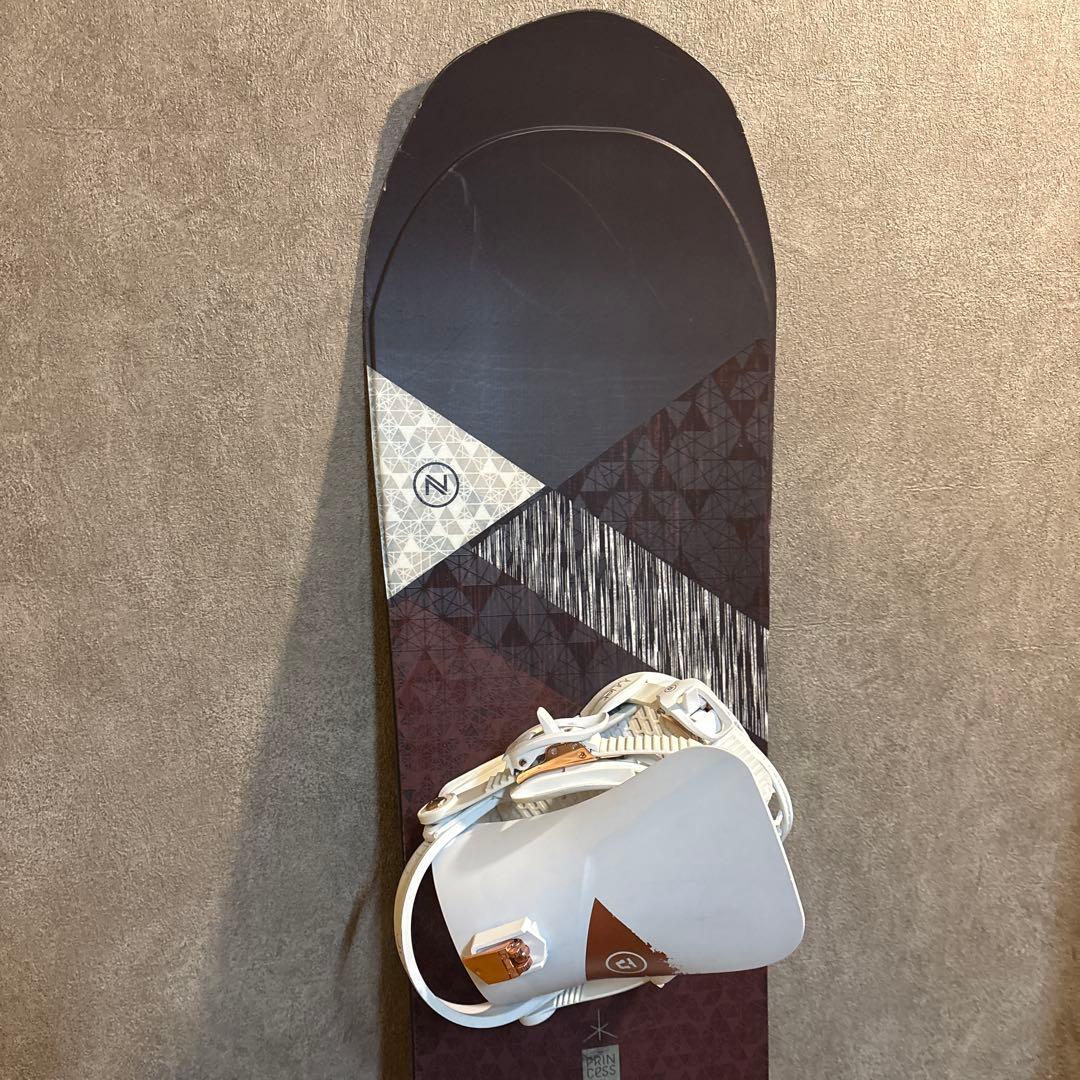ナイデッカースノーボード板143cm/ユニオンのビンディング付き