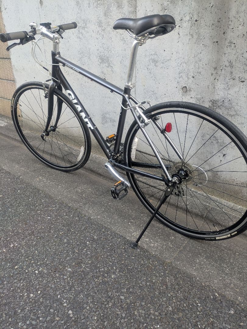 土日限定価格　GIANT ESCAPE R3 ブラック　引き取り限定