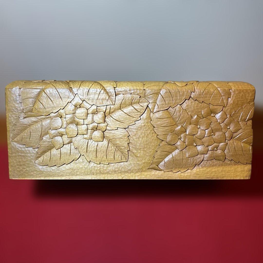 ③ 木彫り　BOXティッシュ　横　紫陽花