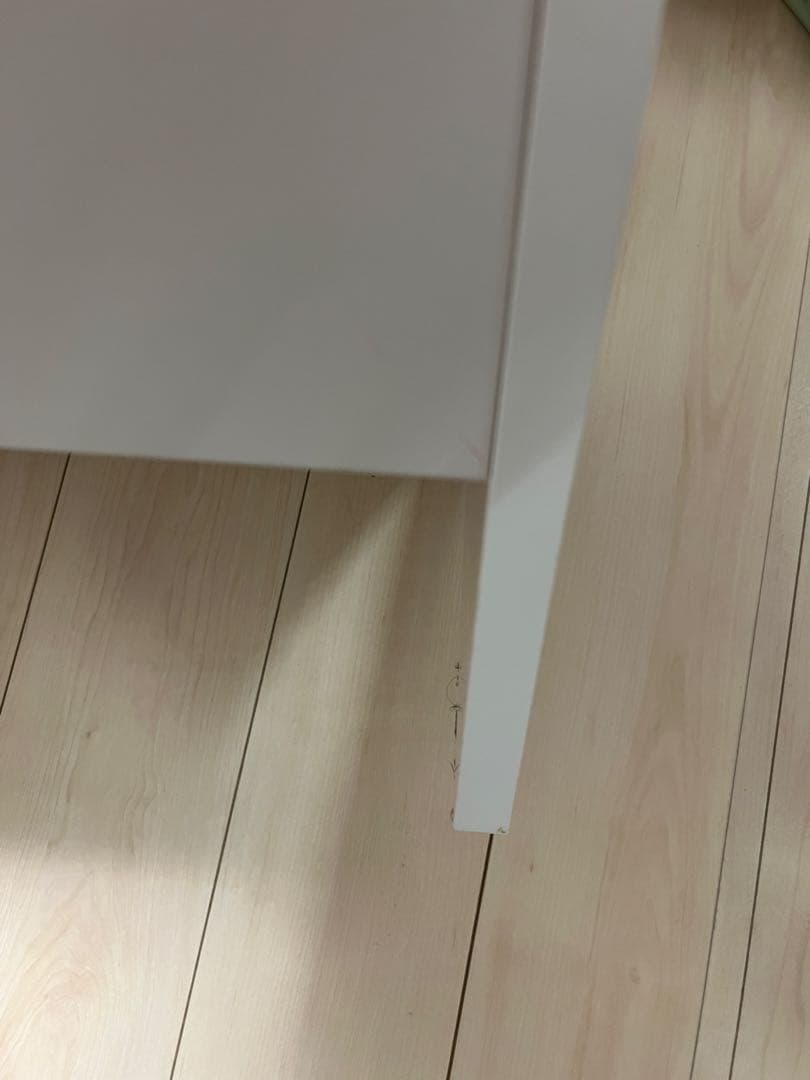 ホワイトドレッサー・鏡台(引き取りの場合は1万円)