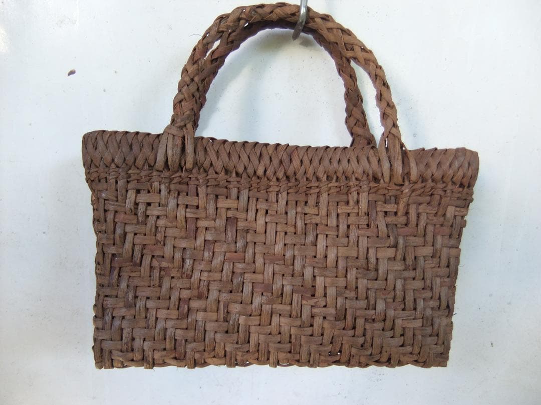 山葡萄かご　福島県三島産