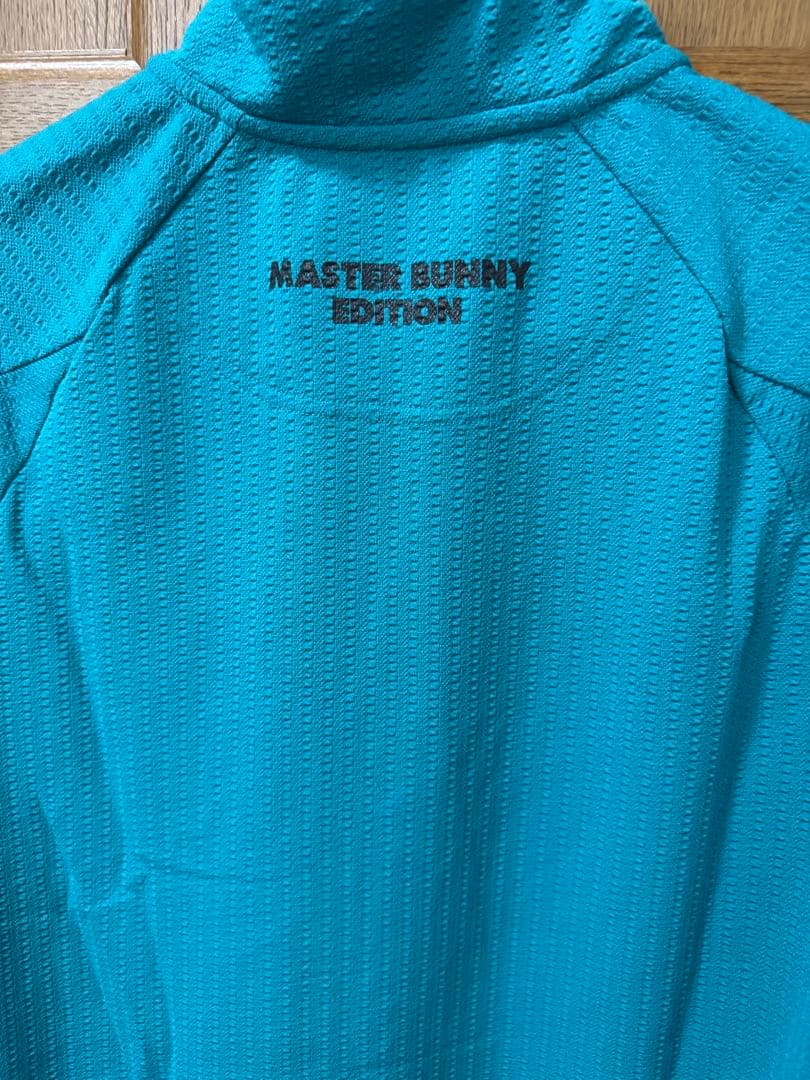MASTER BUNNY EDITION ハーフジップシャツ アクアブルー　M