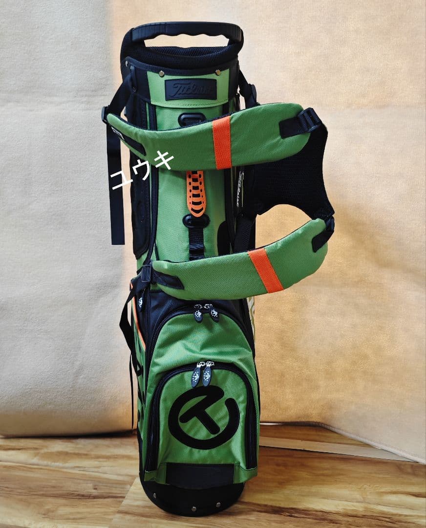 スタンド式キャディバック　マスターズ記念モデルと同じカラーデザイン　軽量モデル
