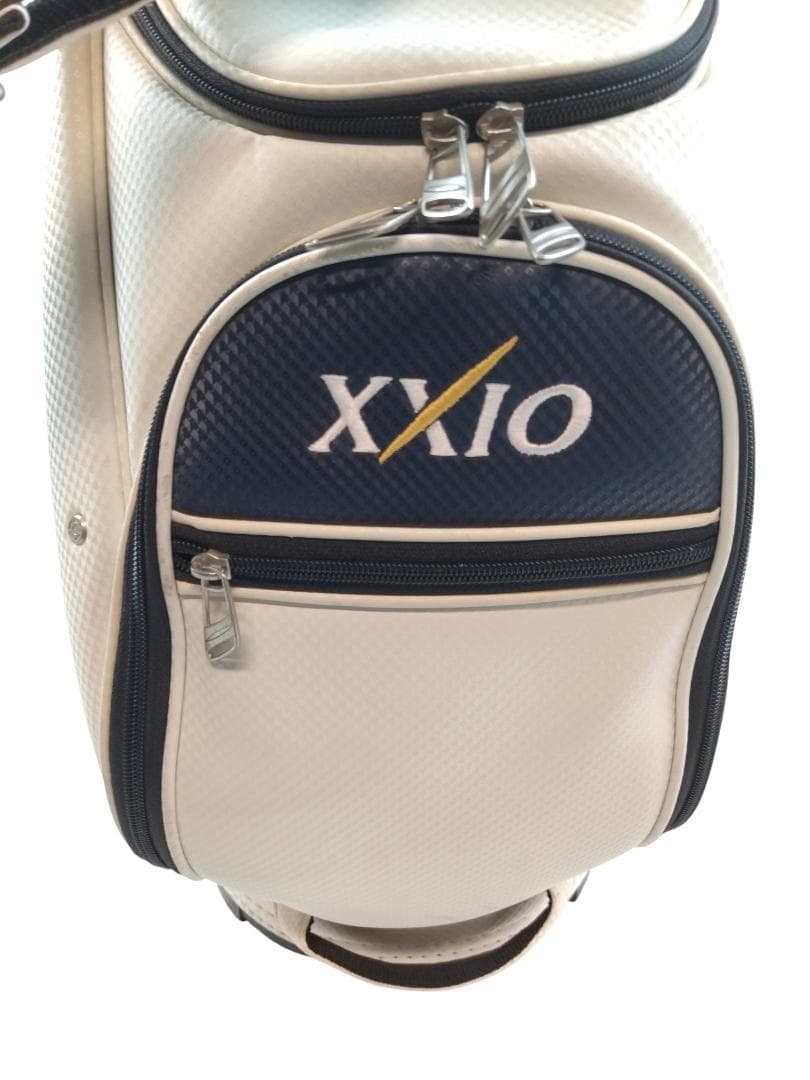 XXIO ゼクシオ ゴルフバッグ　フード付き【10-101】