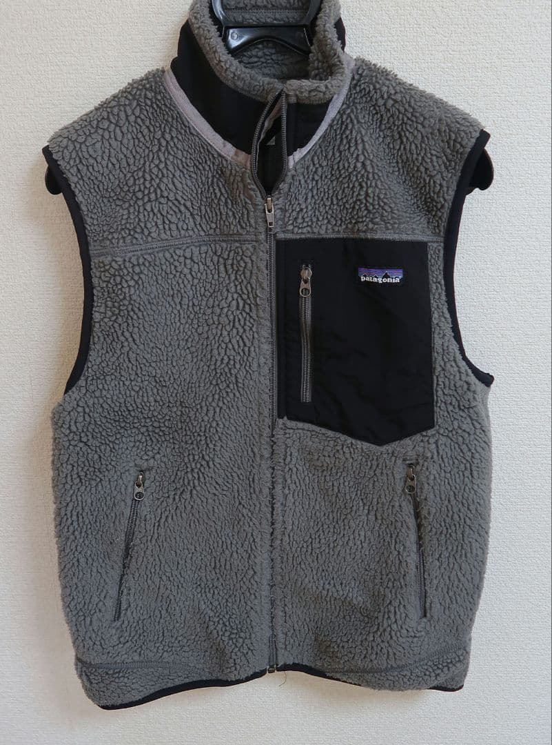【patagonia】パタゴニア クラシックレトロx フリース ベスト グレー