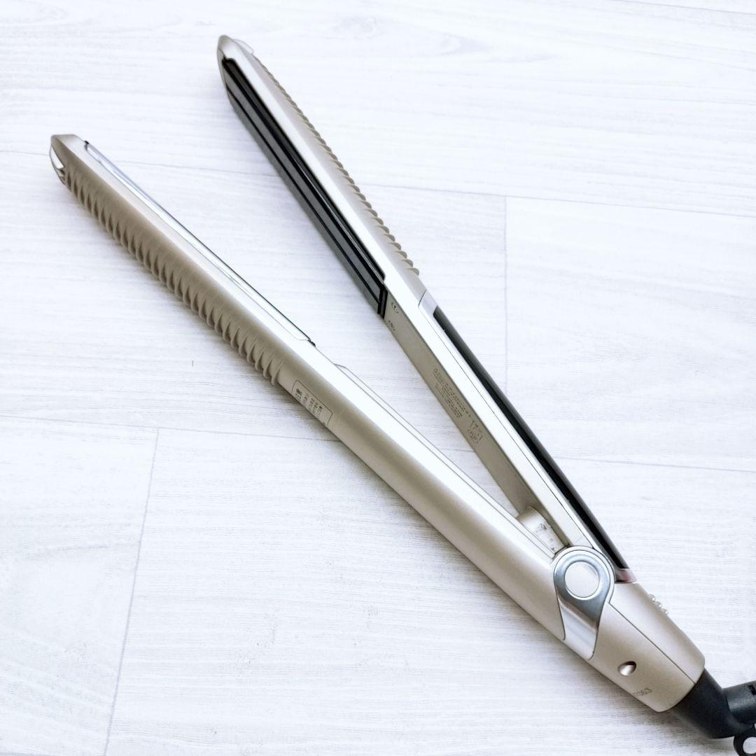 ほぼ未使用☺️ヤーマン フォトイオン スムース ストレート YJHB0N