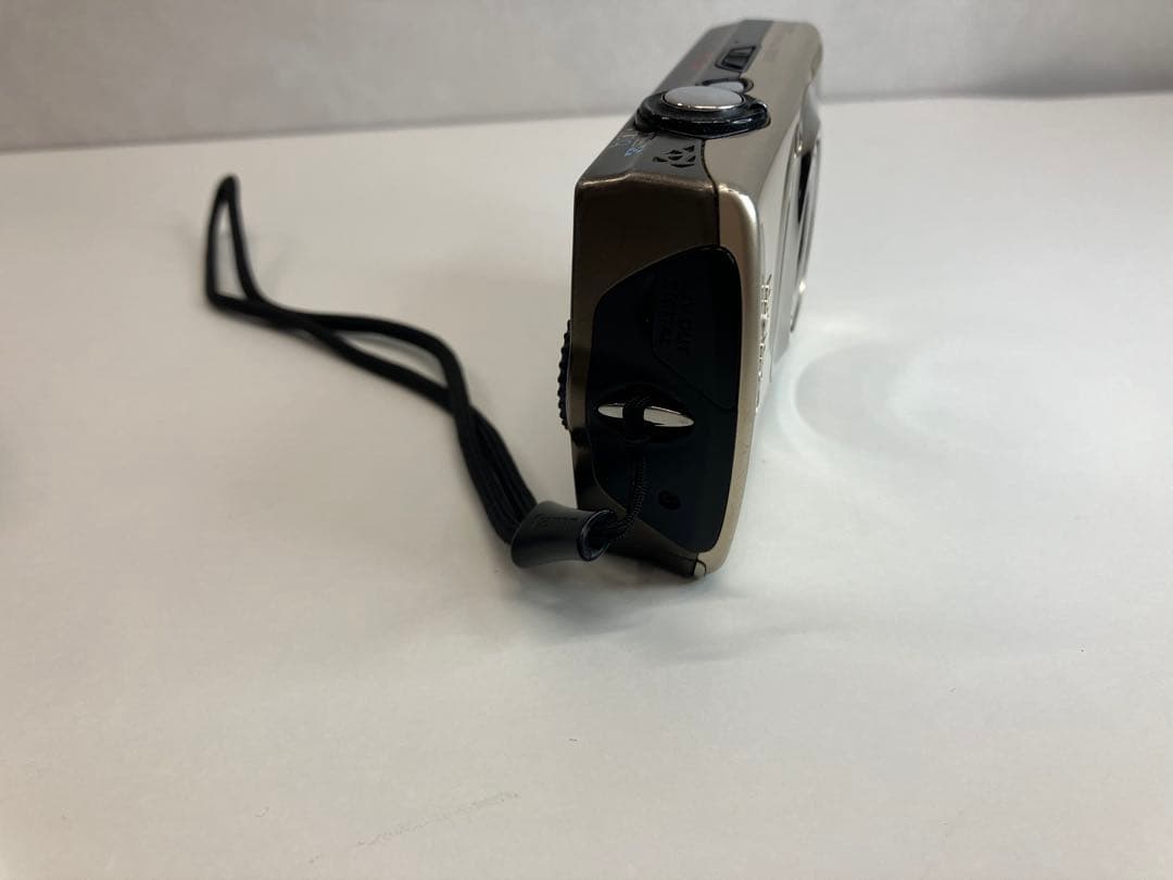 Canon デジカメ IXY 920 IS コンパクトデジカメ　【A863】