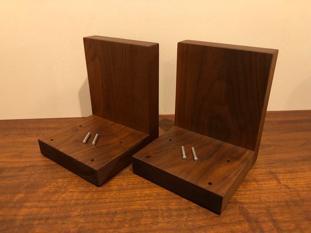 ブックエンド（ウォールナット無垢）