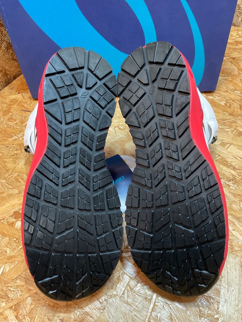 未使用 asics WINJOB CP304 BOA 安全靴 24.5 WIDE