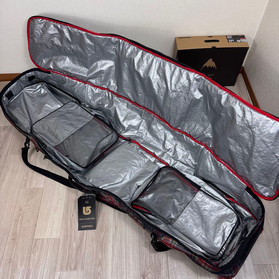 Burton キャスター付きケース チェック柄