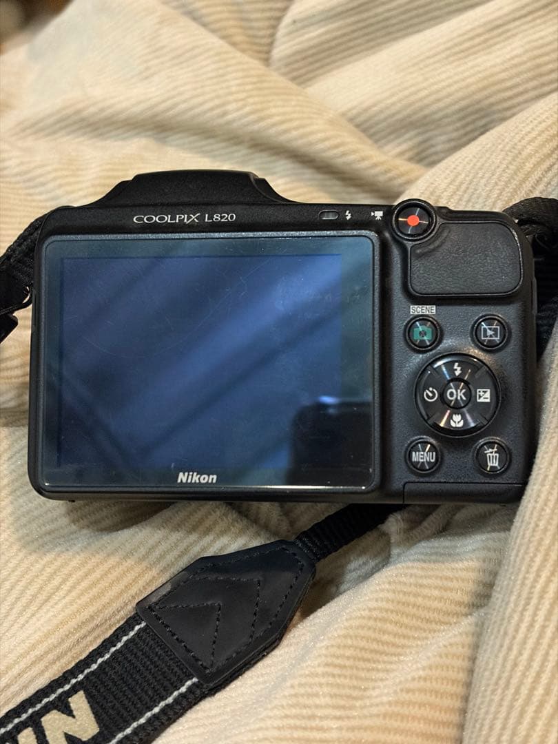 ニコン クールピクス L820