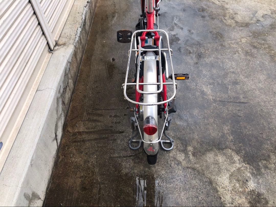 ヤマハ最新機種電動アシスト自転車pas sion20インチレッドアルミボディー