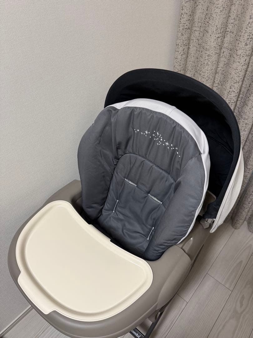 Combi ネムリラ(コードレス、オートスイング) ※ダッコシートプレミア付き