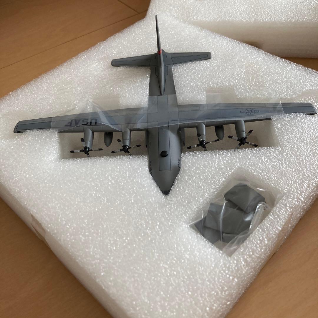 【即購入ok!!】アメリカ空軍 C-130 1/200 新品未使用