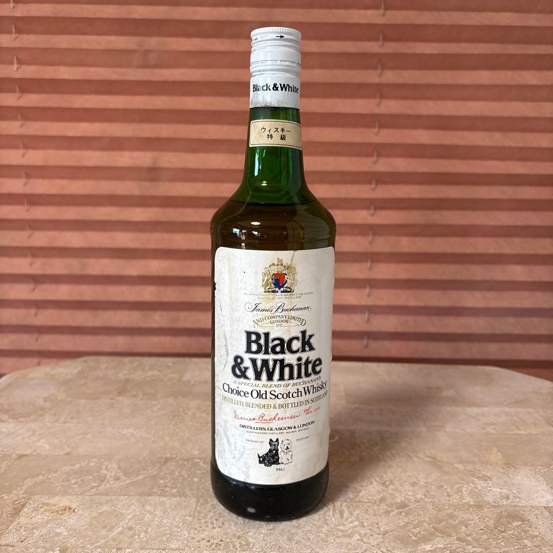 古酒　BLACK & WHITE スコッチウイスキー　750㎖