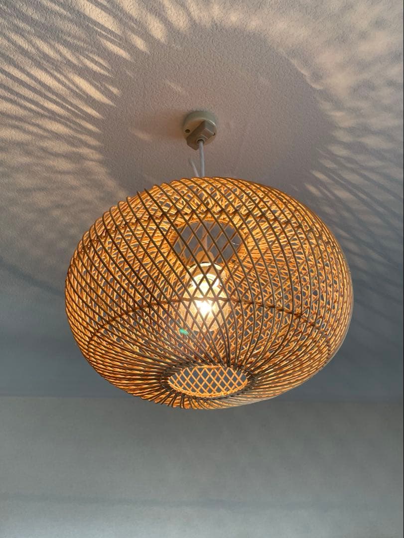 照明　ラタンペンダントライト