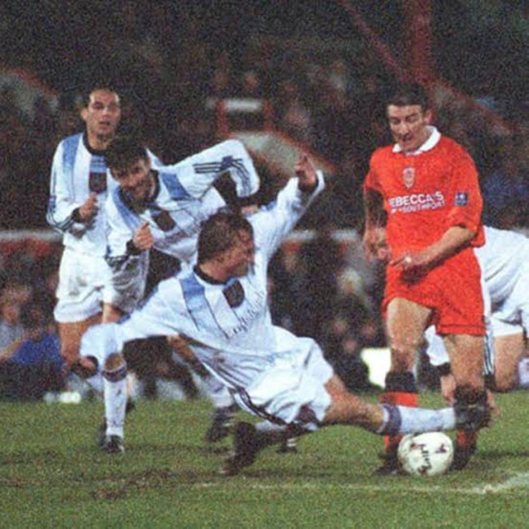 ¡*!様 バーンリー Burnley 97-98アウェイレトロフットボールシャツ