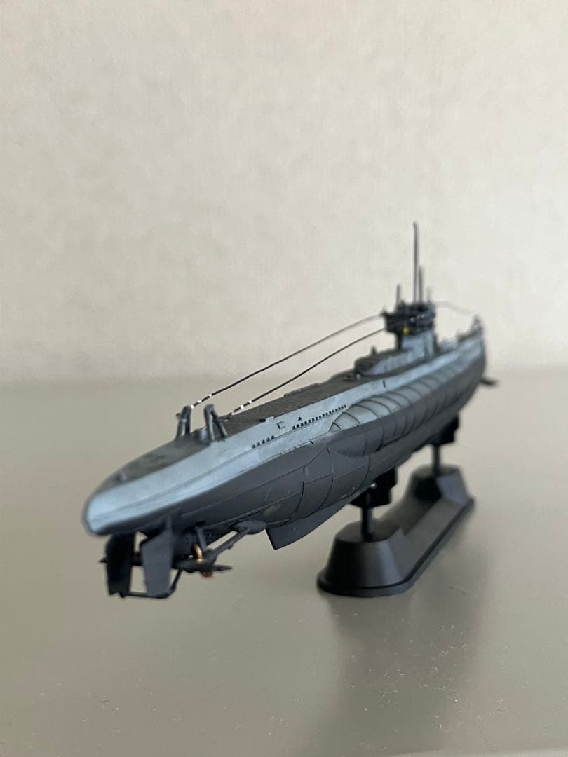 Uボート VII typeD 1/350 完成品　海上ジオラマ