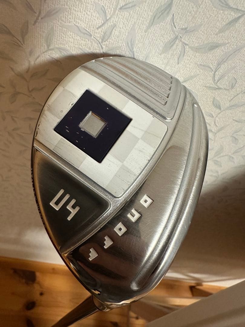 ONOFFレディ 2023 UT4