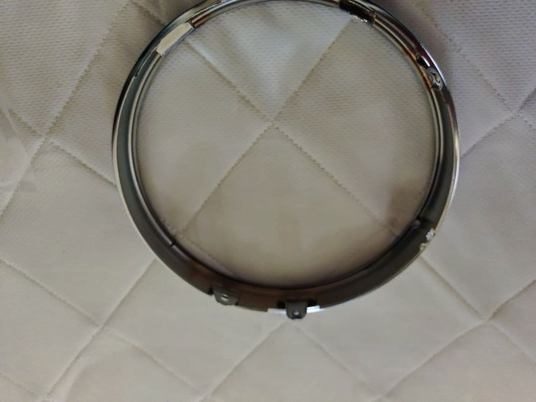 CBX400F ヘッドライトケース　リム