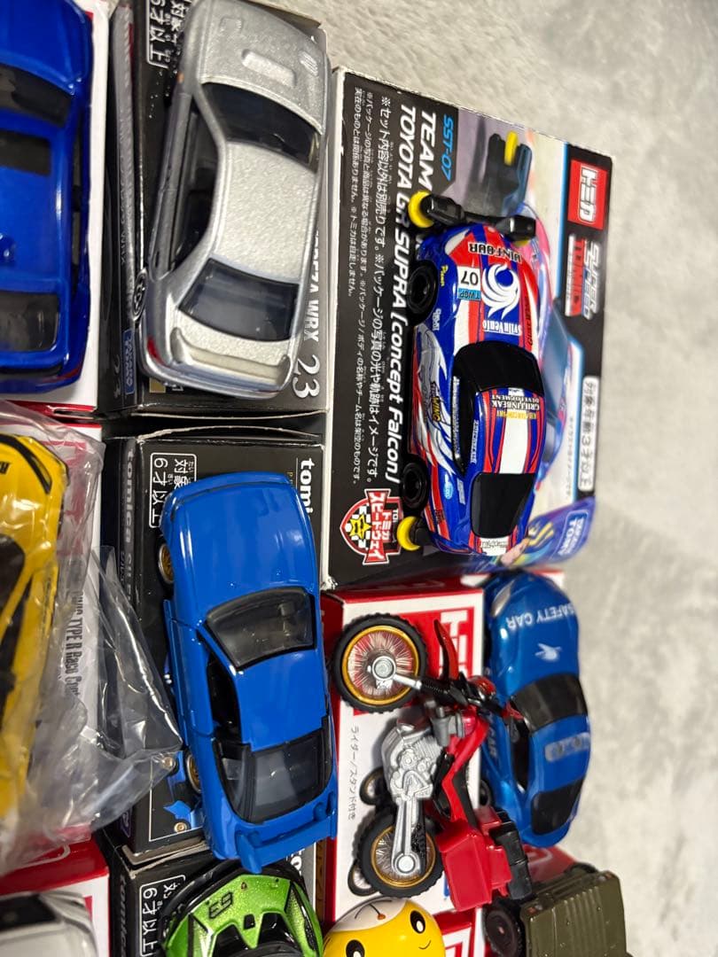 トミカ　42台　まとめ売り