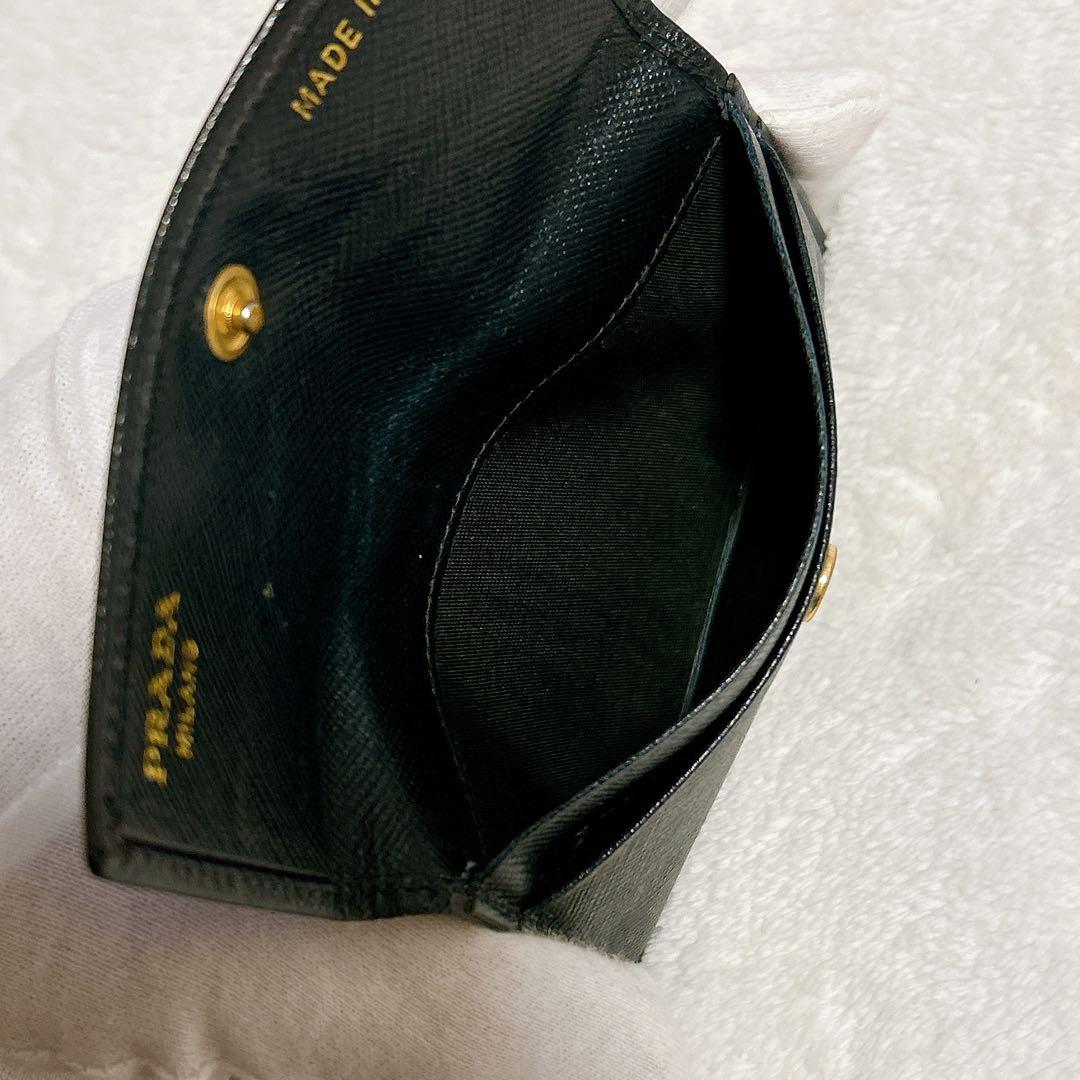 【極美品】PRADA プラダ　ブラック　レザー　カードケース　名刺入れ　イタリア