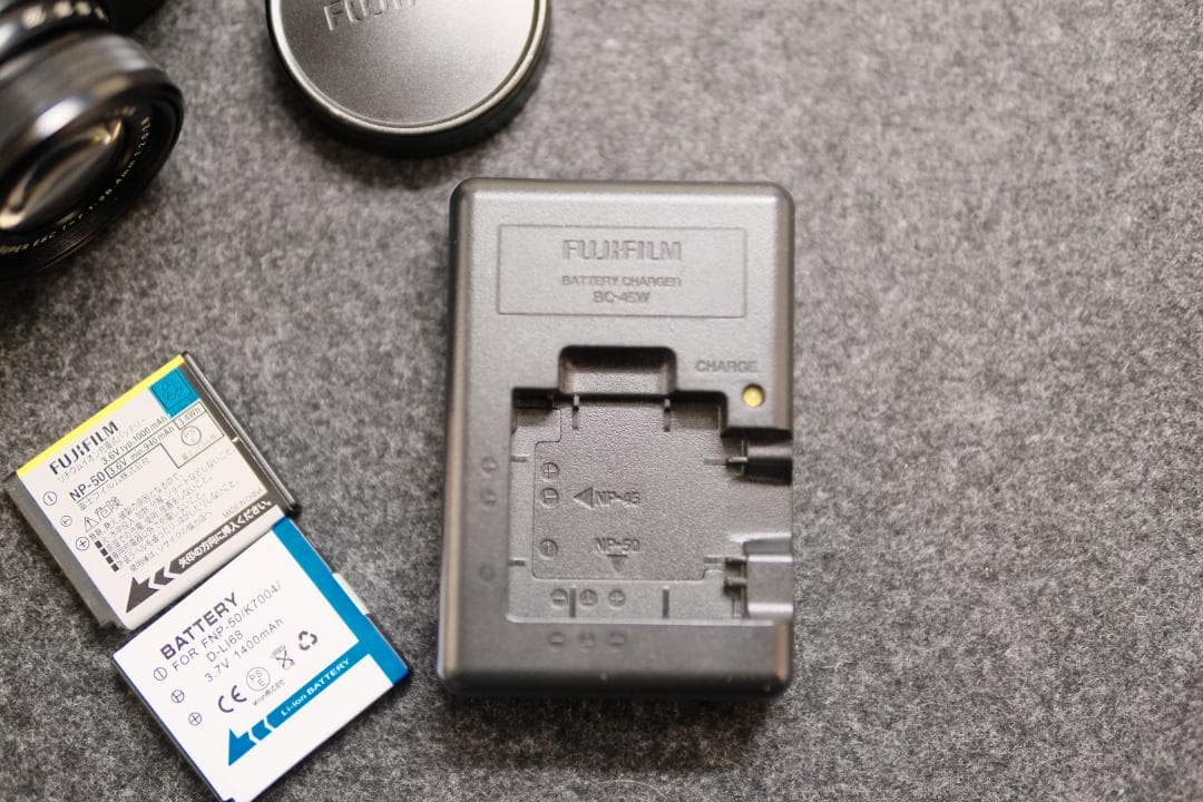 【美品】富士フイルム X10 ブラック