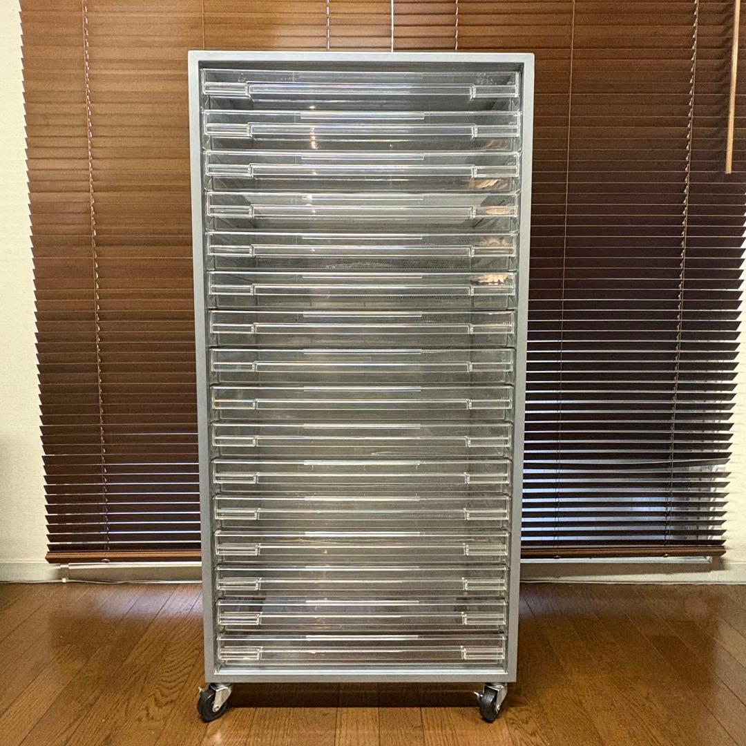 ケンジ様！スチール製キャビネット 多段式 シルバーパンチング加工　A3サイズ収納