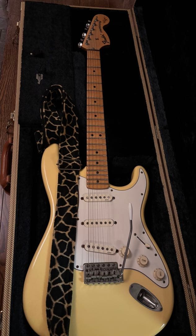 Fender Japan ST71-140 イングヴェイシグネーチャーモデル