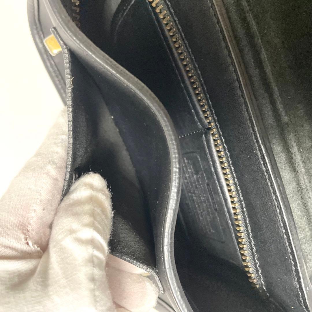 美品 coach ボディバッグ レガシー ターンロック レザー 黒 y2k