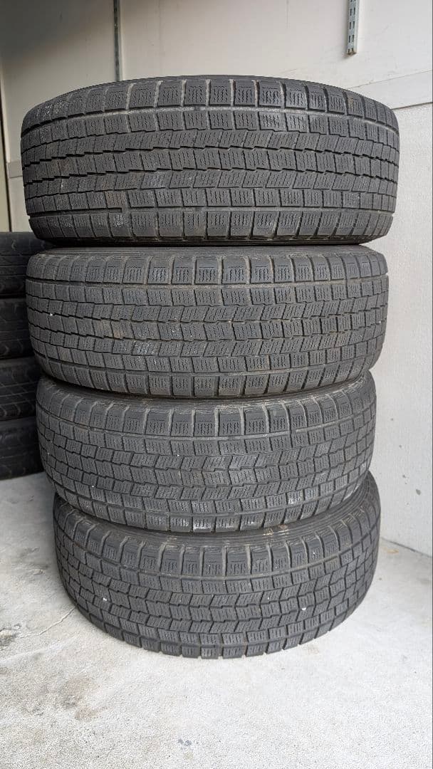 215/65R16インチ エスティマ　スタッドレスタイヤ・ホイール4本とおまけ