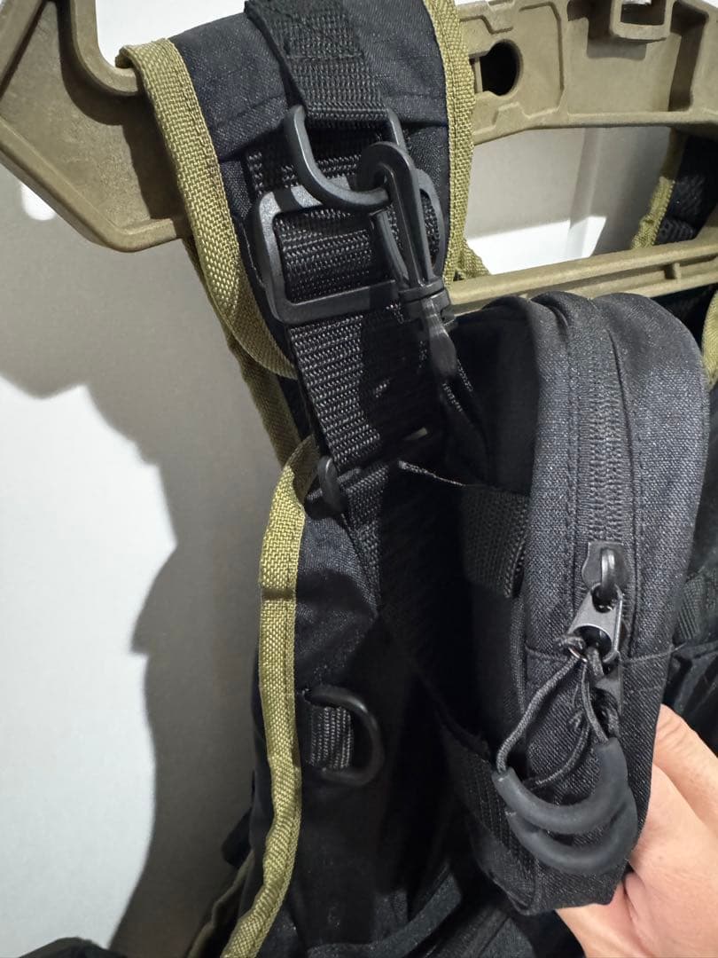 dress フィッシングゲームベスト　Airサポーター付き＋ロッドホルター