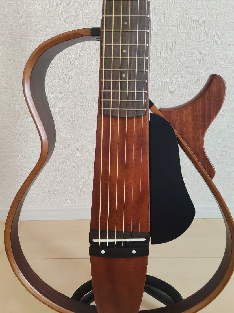 YAMAHAサイレントギター SLG200