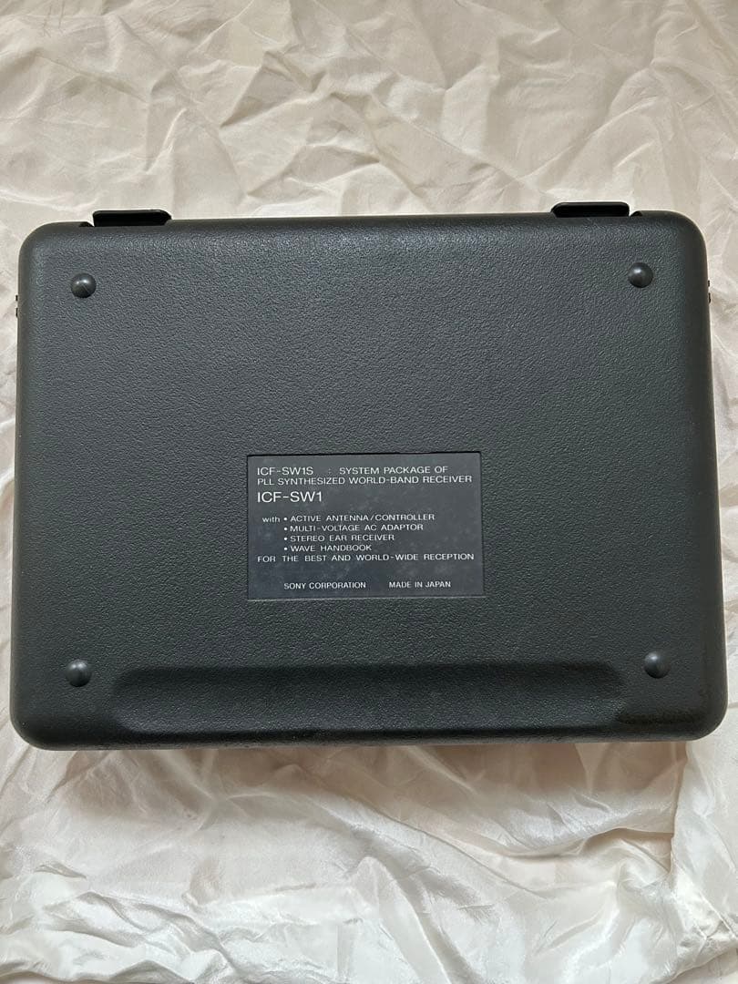 SONY ICF-SW1 FM/AM短波ラジオ 専用ケース付き