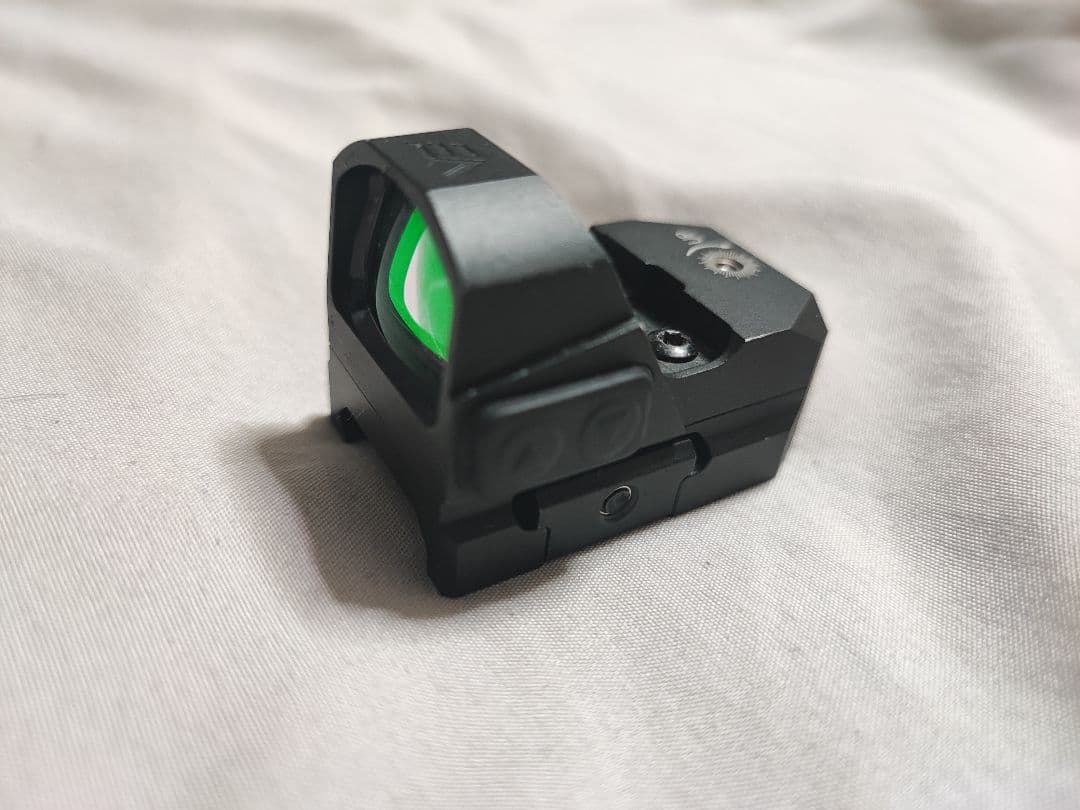 Vector Optics Frenzy 1×17×24 レッドドットサイト