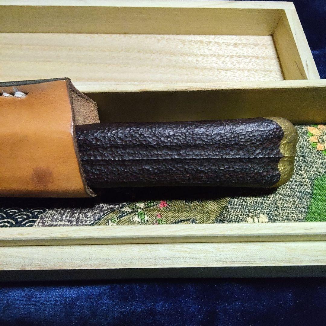 (1月10日までの限定お値下げ中)昭和初期頃　刀匠作　無銘　狩猟小刀　玉鋼