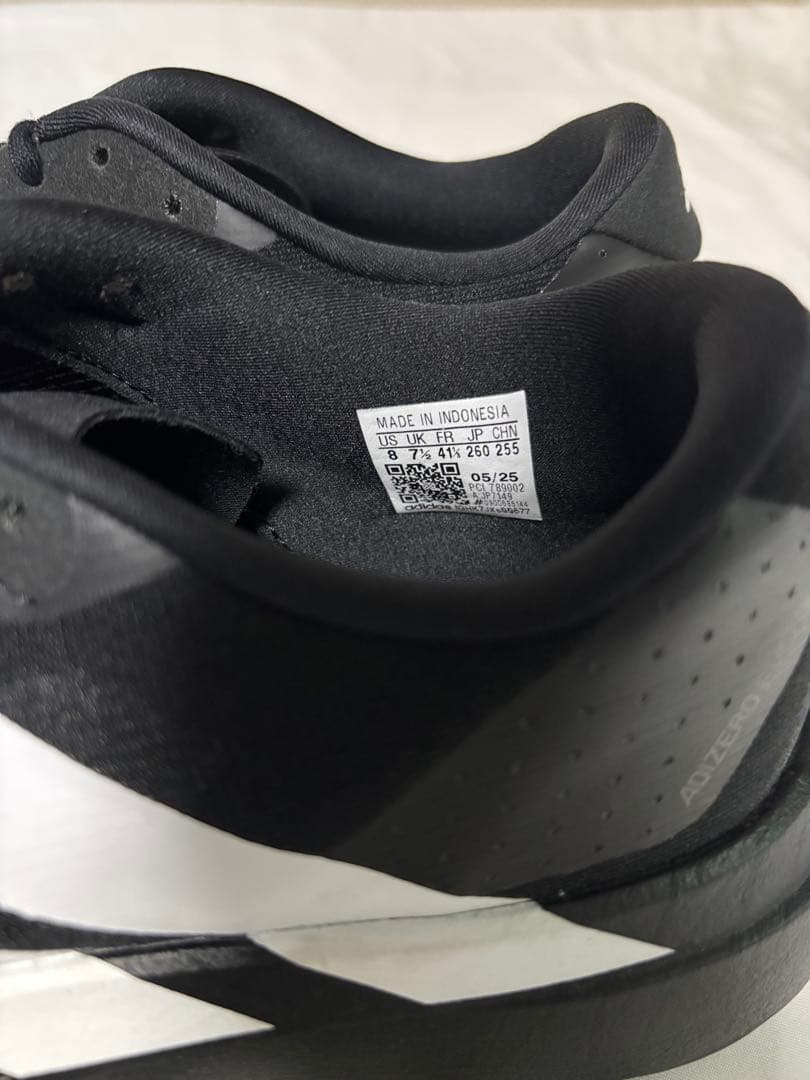 アディゼロEVO SL黒色 26cm 美品　アディダス