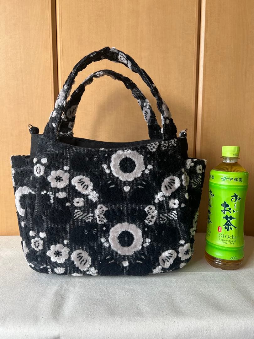 のびしろ応援【ジョリーフルール】もふもふ　チューリップバック　M パンダブラック