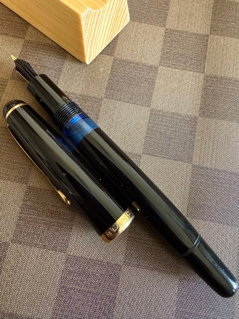 モンブラン万年筆342、ペン先はKM