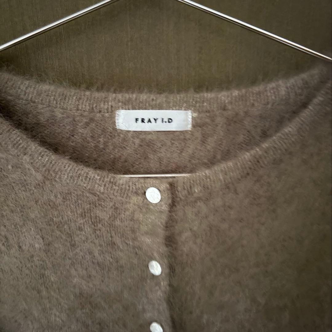 FRAY I.D FOXカシミアペプラムカーディガン モカ