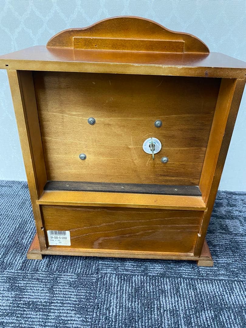 SANKYO サンキョー　オルゴール　青きドナウ　ジュエリーボックス　蜂