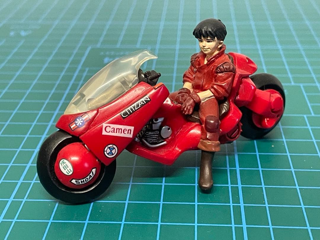 アキラ フィギュア　8体