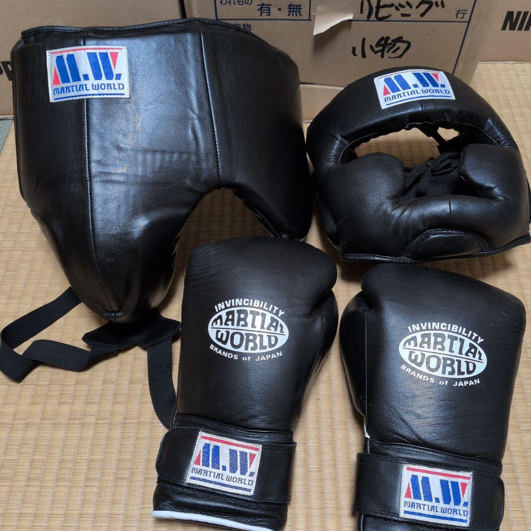 M.U.V. MARTIAL WORLD ボクシンググローブ 黒 フリーサイズ