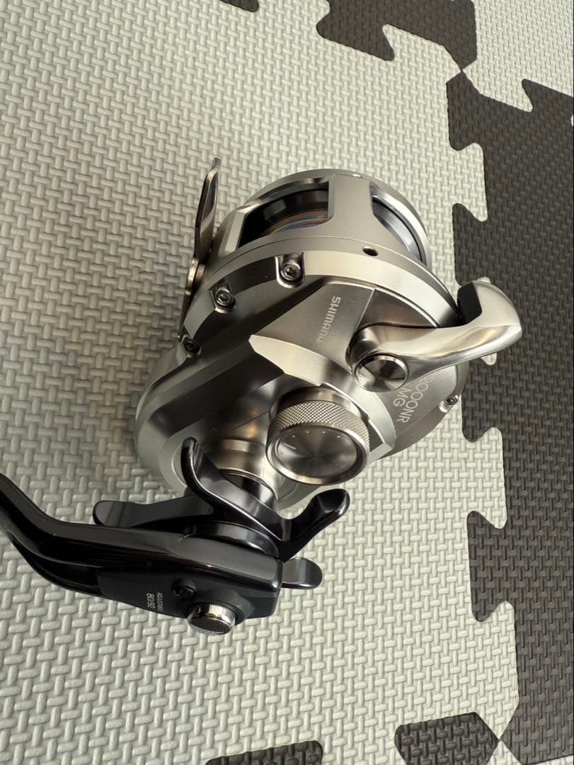 使用回数2回　シマノOCEA JIGGER オシアジガー2000NRMG 極上品