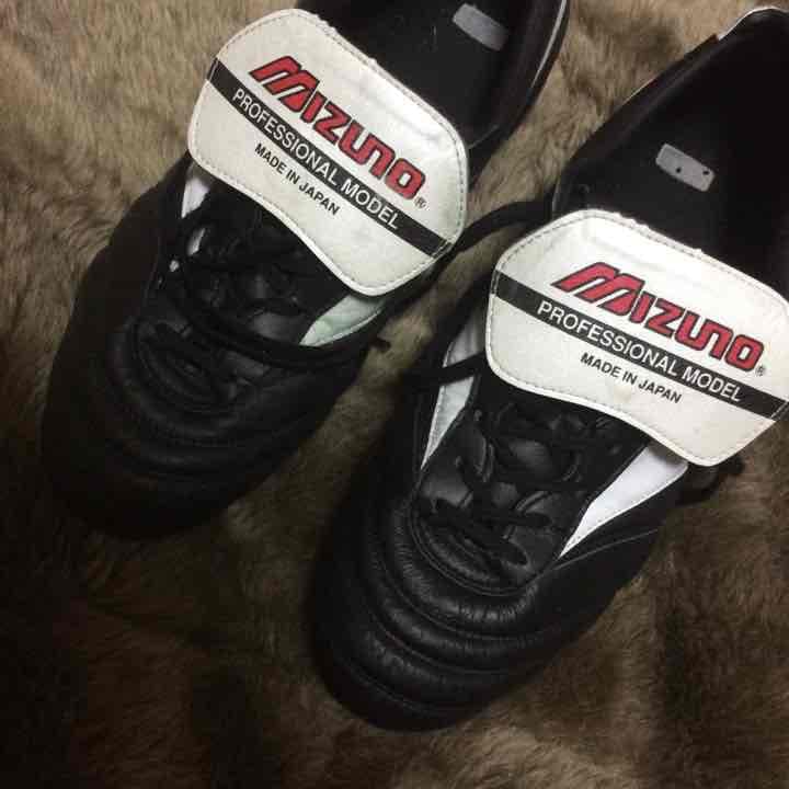 モレリア トレーニングシューズ 28