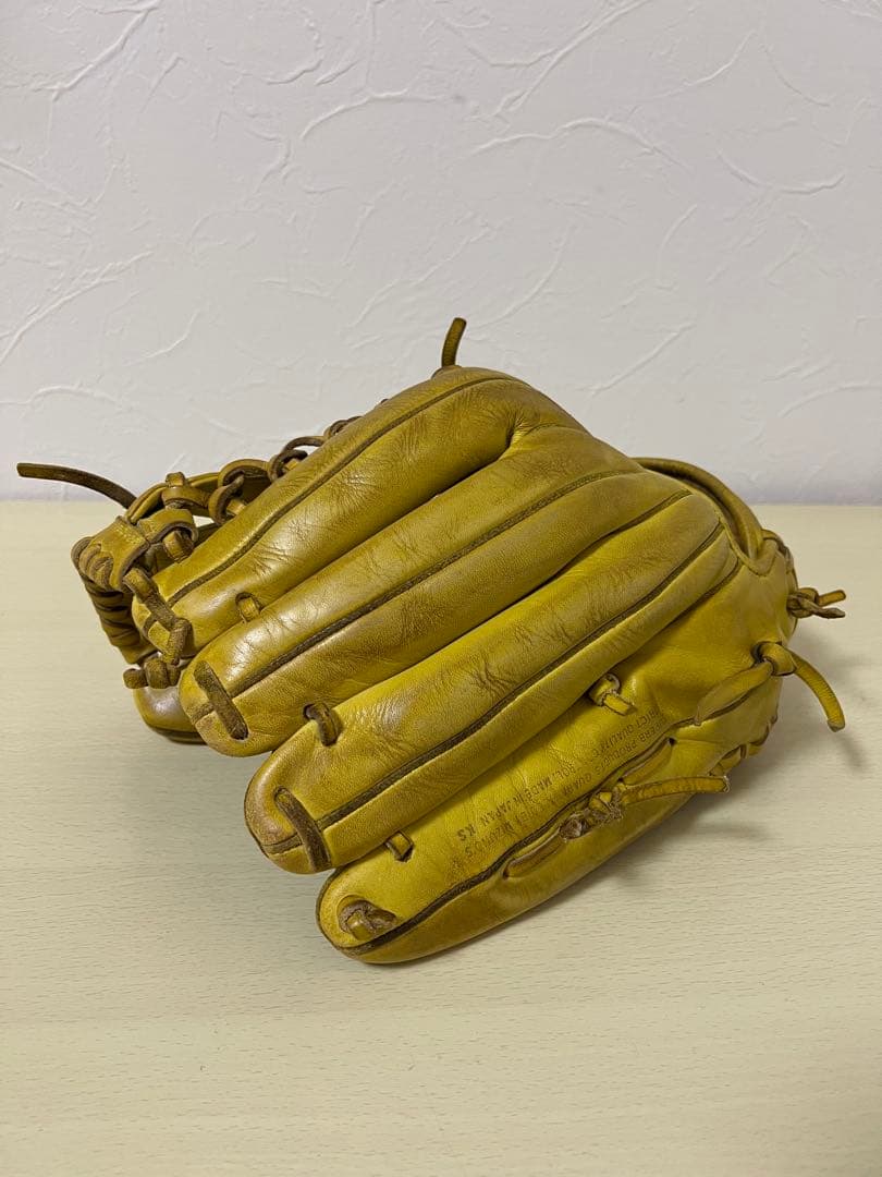 ミズノ　ビクトリーステージ　硬式外野用