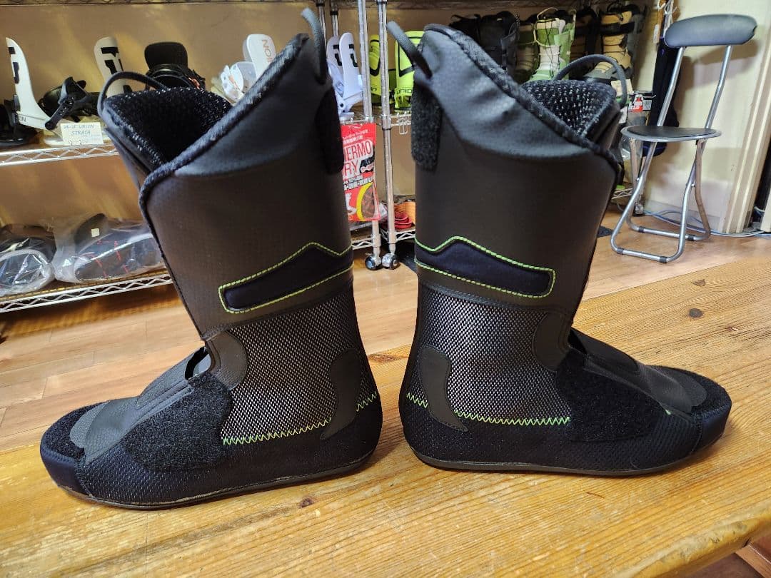 24-25 最新UPZ FLO インナーブーツ25.5cm