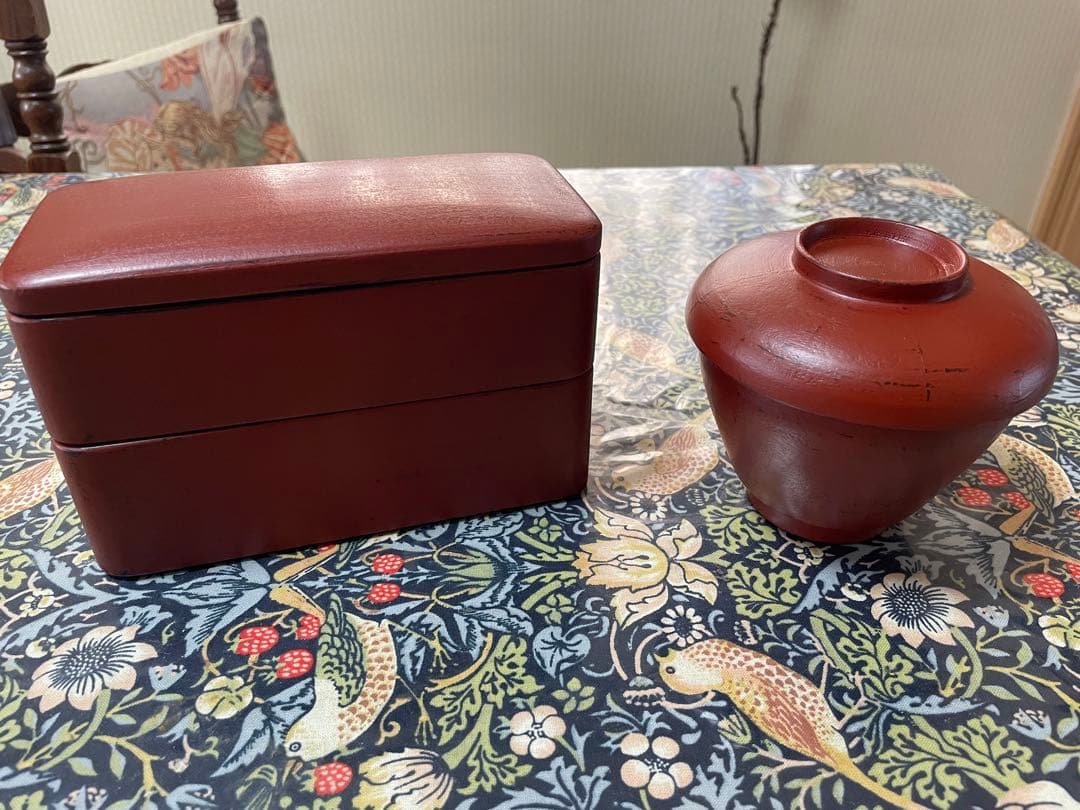 赤木明登工芸品　作家作品　漆塗りのお弁当箱と汁椀　墨色（黒）と朱色　箱付き