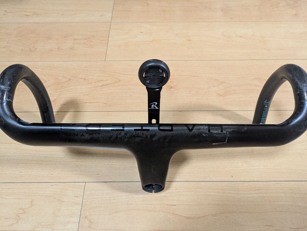 ロードバイク　カーボンハンドル